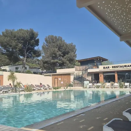 منتزه العطل Mobilhome Neuf Au Domaine De L'ile D'or A Saint-raphael Saint-Raphaël